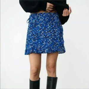 Zara ditsy floral ruffle wrap miniskirt in blue black white NWT Sz M flowy
